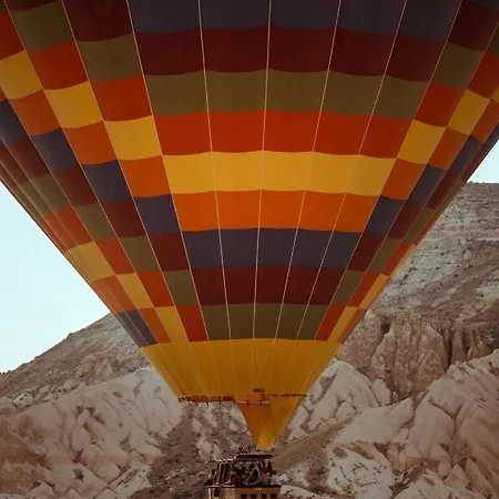 Juno Cappadocia (adults Only) מלון אוצ'יסר